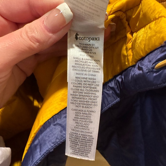 Cotopaxi Women’s Gold and Blue Hooded Down Jacket - Picture 9 of 13